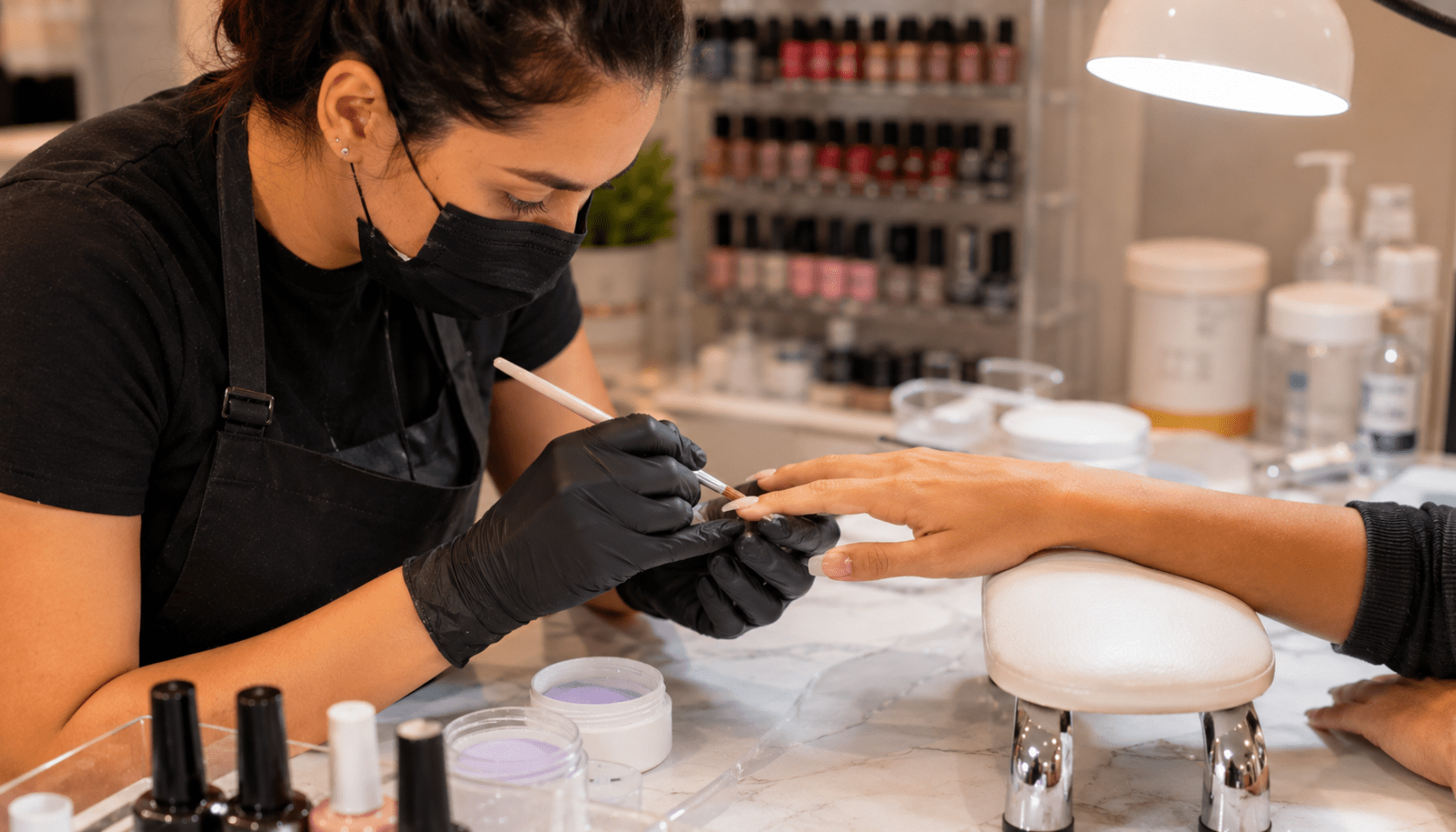how much do acrylic nails cost